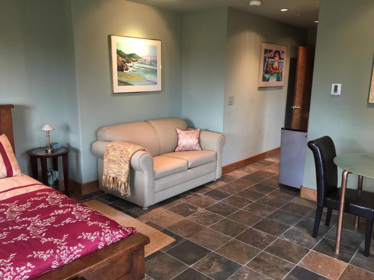 Pearlessence Vineyard Inn セバストポル エクステリア 写真