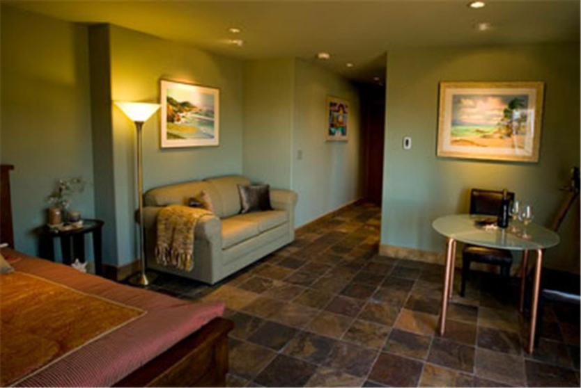 Pearlessence Vineyard Inn セバストポル 部屋 写真
